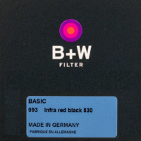 B+W BASIC 093 IR Black Red 830 77mm. Светофильтр инфракрасный для фотосъёмки