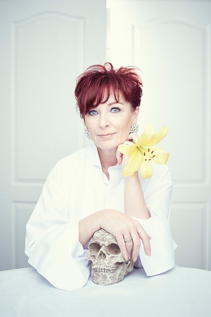 Profoto-B1-Viktorija-Grigorjevaite-Jenny-Stewart-by-Viktorija-Grigorjevaite-Sane-Seven-7-600x900.jpg Profoto-B1-Viktorija-Grigorjevaite-Jenny-Stewart-by-Viktorija-Grigorjevaite-Sane-Seven-7-600x900.jpg