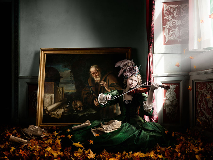 Profoto-Pro-B4-Alexia-Sinclair-A-Frozen-Tale-The-Attic.jpg Profoto-Pro-B4-Alexia-Sinclair-A-Frozen-Tale-The-Attic.jpg