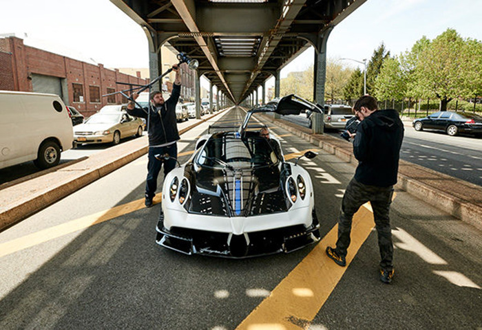 Profoto-B1-PhaseOne-Richard-Thompson-Profoto_579-600x411.jpg